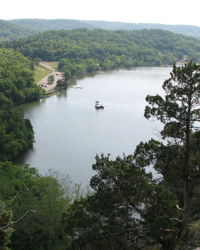 794x992 Boat explosion at Lake of the Ozarks injures 6 people, including 3 minors