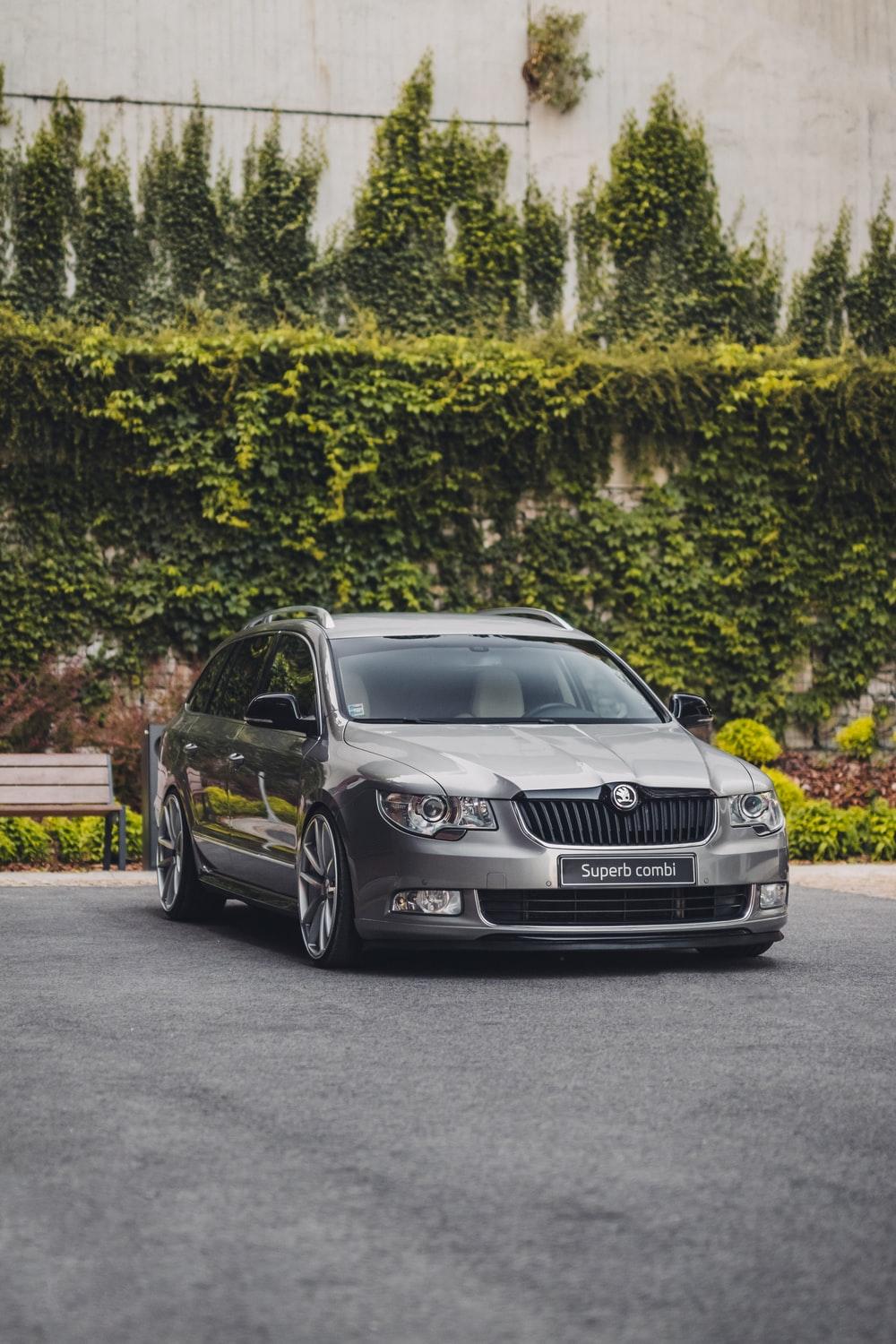 1000x1500 black Skoda sedan photo