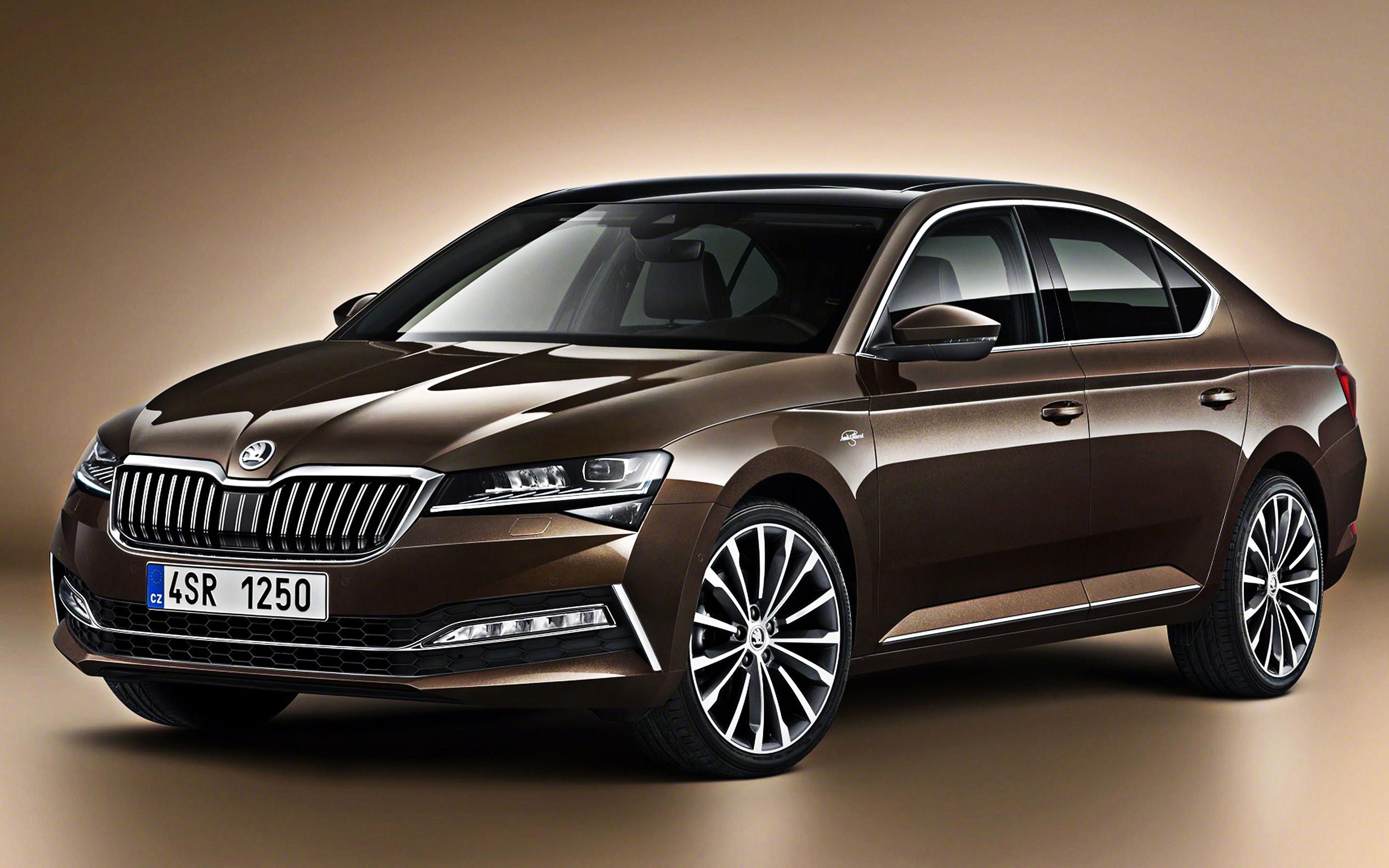 2880x1800 Download wallpaper Skoda Superb, front view, new brown Superb, business class, sedans, czech cars, Skoda for desktop with resolution 2880x1800. High Quality HD picture wallpaper
