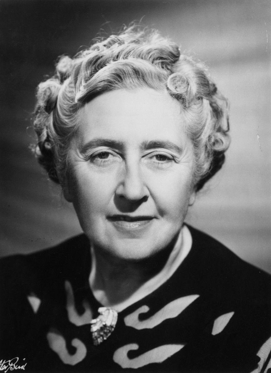 872x1200 Agatha Christie Wallpaper
