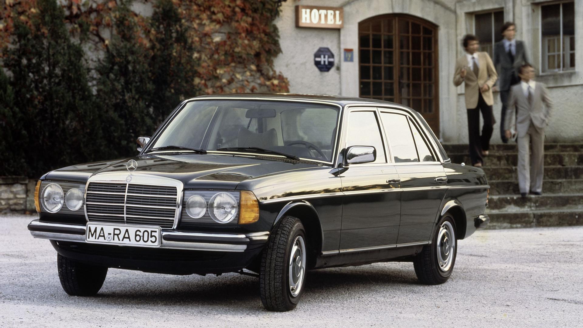 1920x1080 Mercedes celebrates the 40th anniversary of the W123