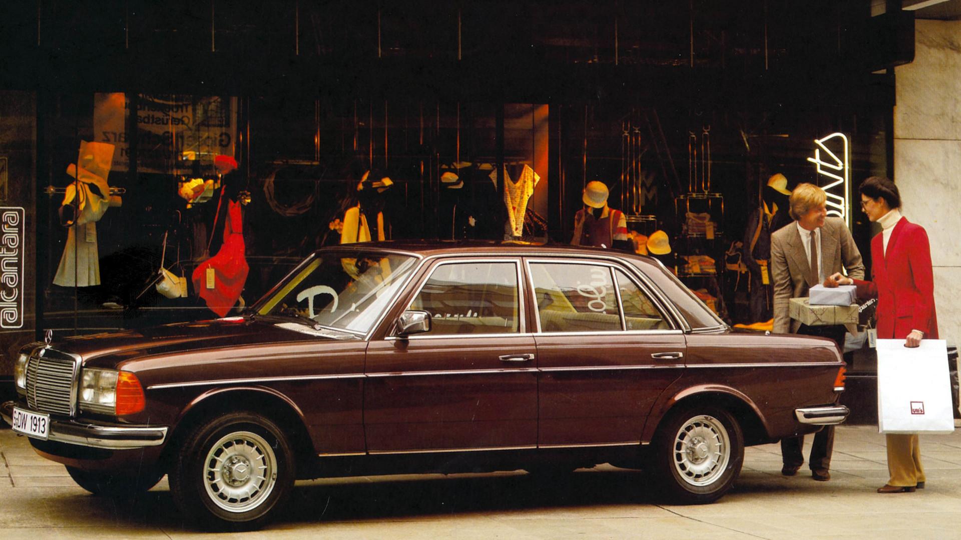 1920x1080 Mercedes celebrates the 40th anniversary of the W123