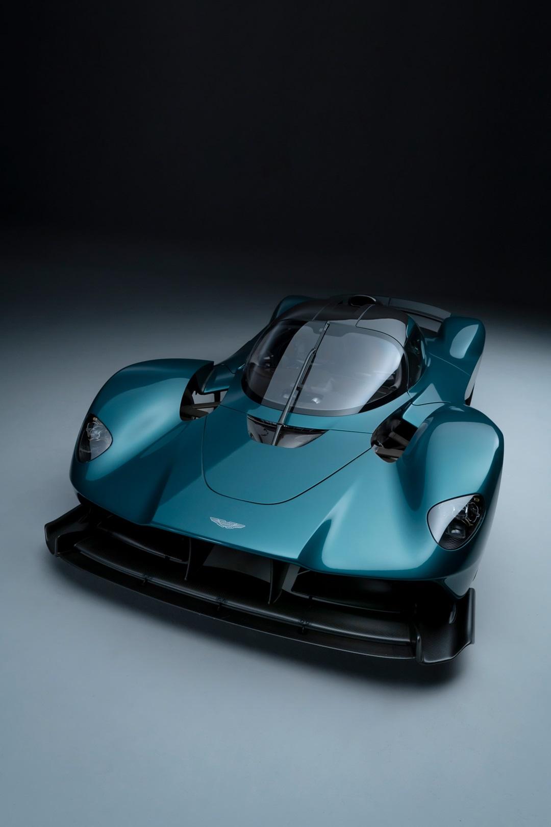 1080x1619 Aston Martin Valkyrie