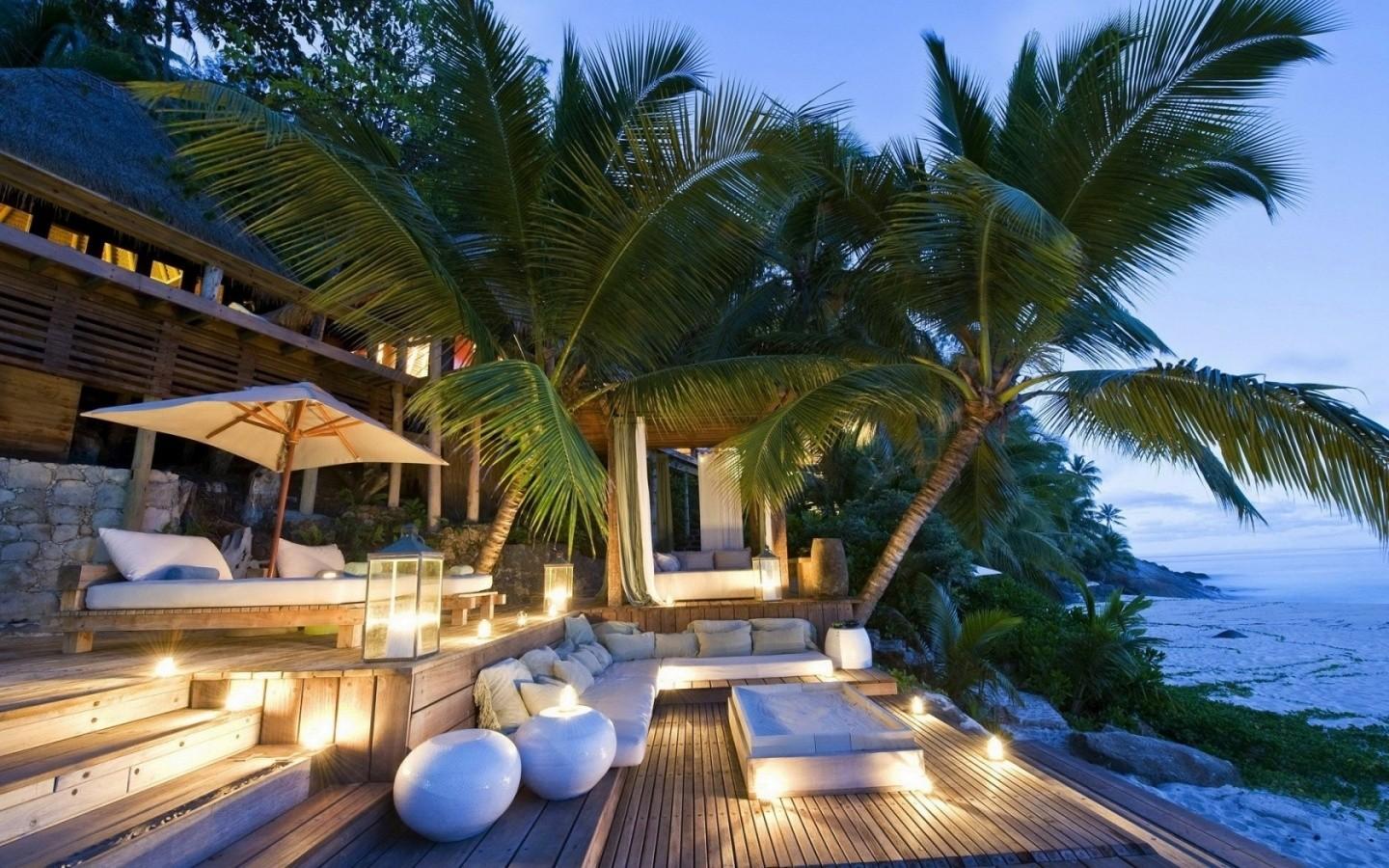 1440x900 Tropical House Wide