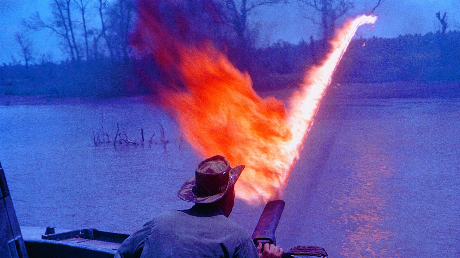 1600x900 How Flamethrowers Work