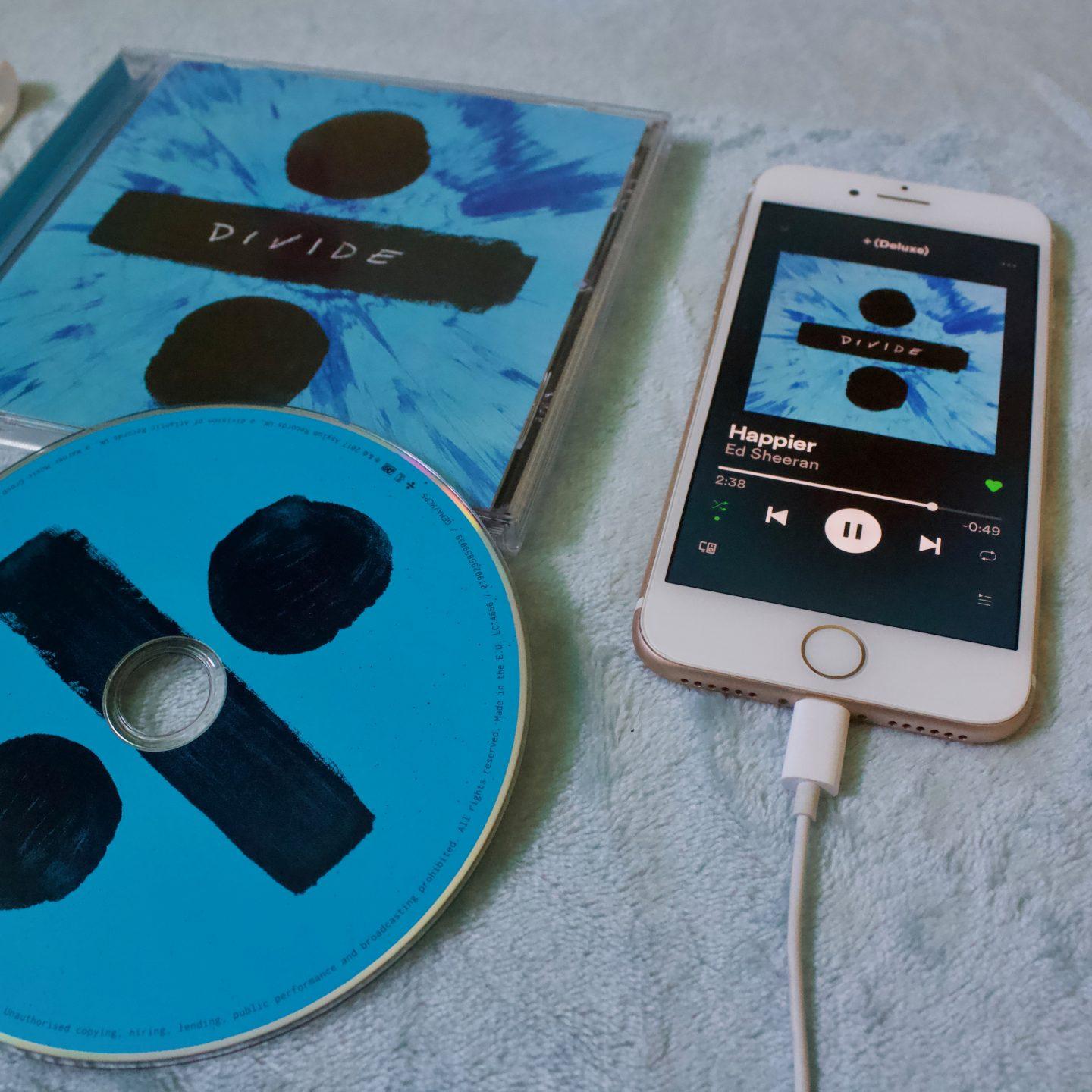 1440x1440 Ed Sheeran: Roundhay Park concert experience Blurred World