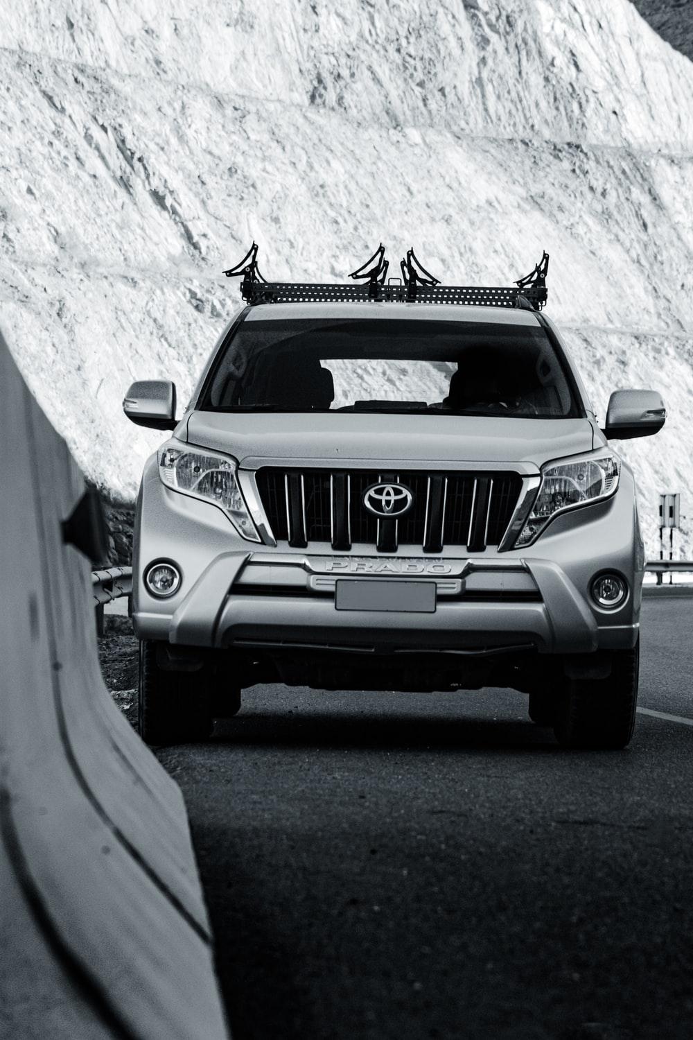 1000x1500 Toyota Land Cruiser Picture. Download Free Image