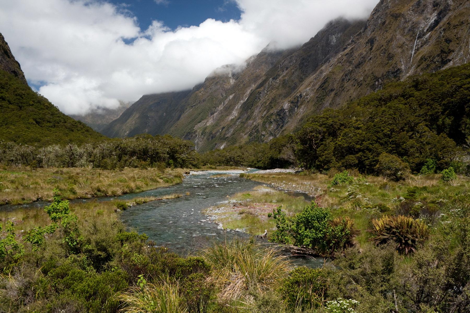 1800x1200 Desktop Wallpaper New Zealand Nature mountain 1800x1200