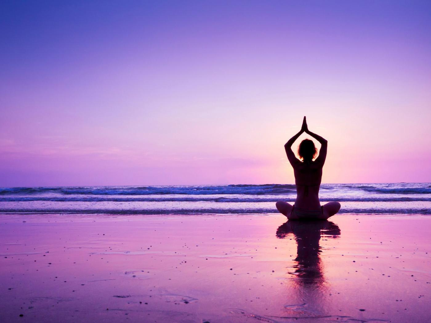 1400x1050 Yoga Wallpaper with Girl in a Purple Sunset at Beach Wallpaper. Wallpaper Download. High Resolution Wallpaper