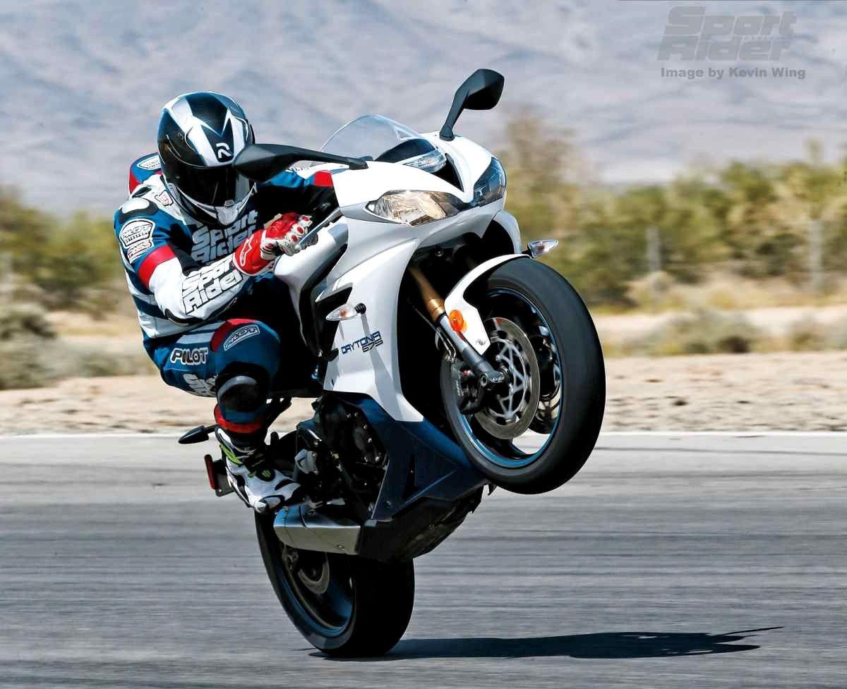 1200x977 Triumph Daytona 675 Wallpaper HD Download