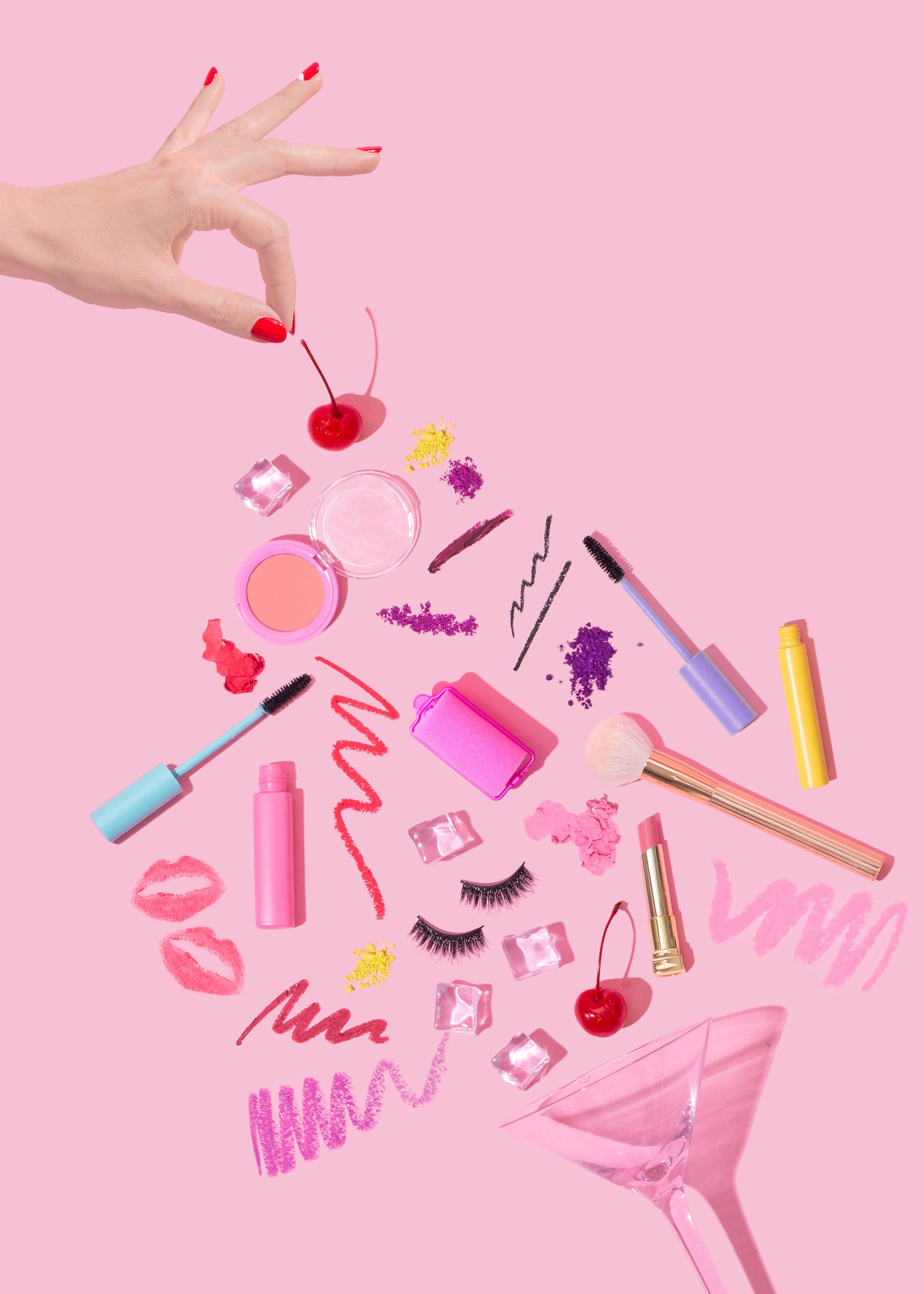 2857x4000 Aesthetic Makeup Wallpaper