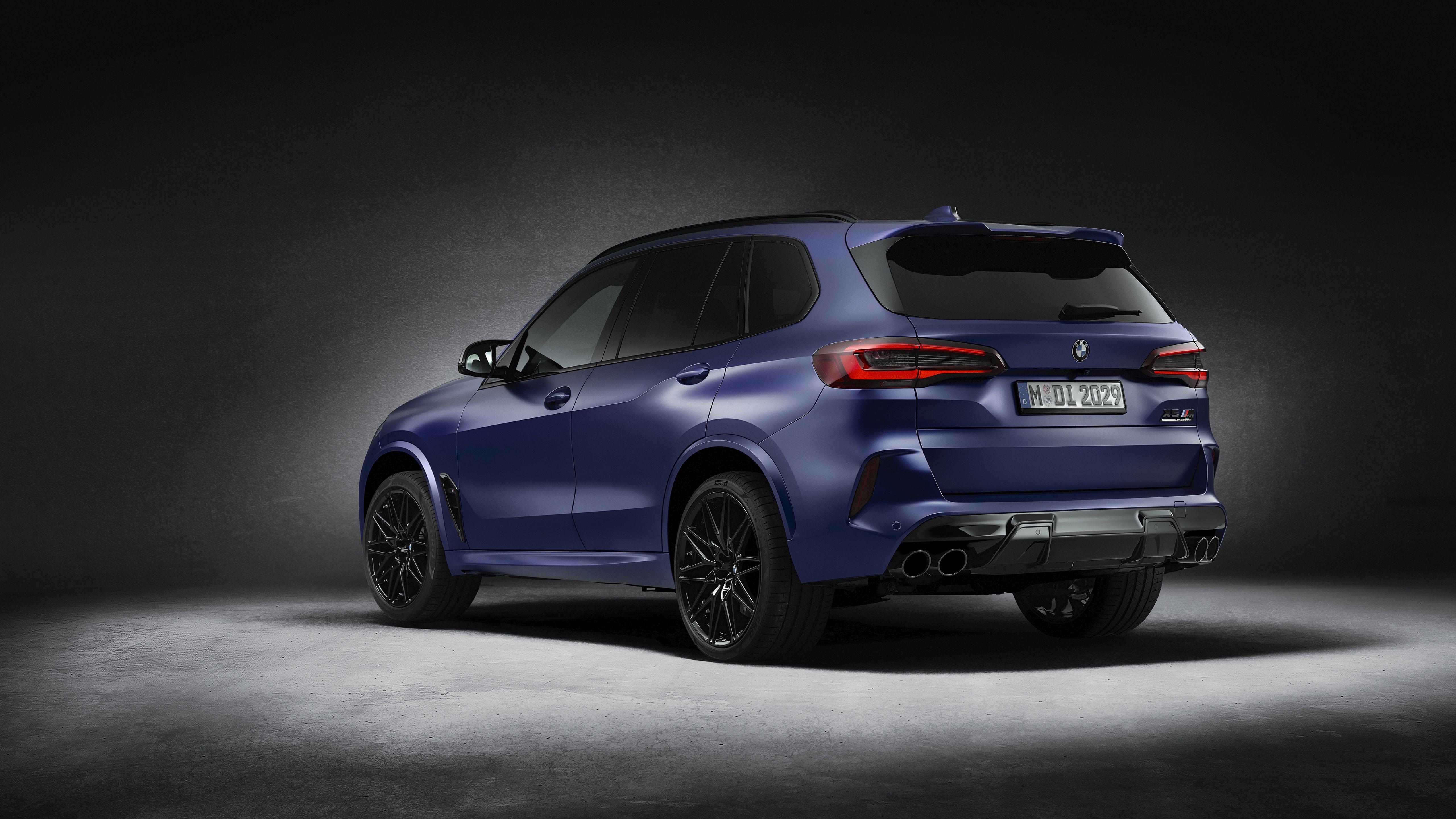 5120x2880 BMW X5 2021 Wallpaper