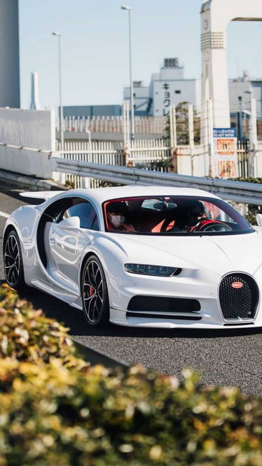 1080x1920 Bugatti Chiron Wallpaper