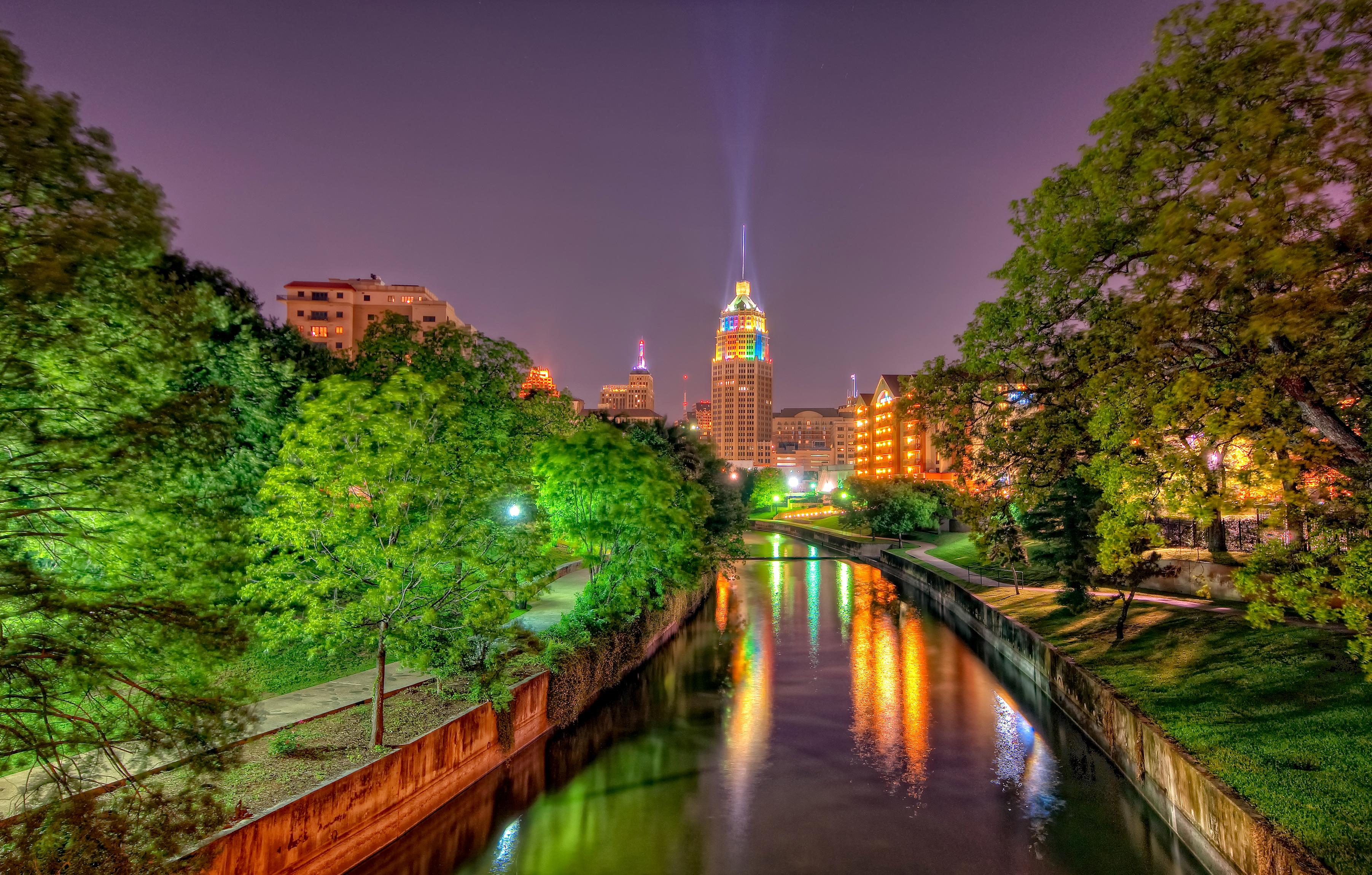 3606x2300 San Antonio Texas Background