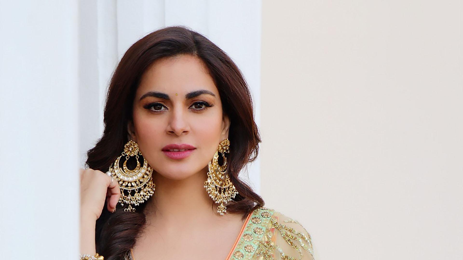 1920x1080 Free download Shraddha Arya Best Wallpaper 46157 Baltana [1920x1080] for your Desktop, Mobile & Tablet. Explore Shraddha Arya Phone Wallpaper. Shraddha Kapoor Cute HD Wallpaper, Shraddha Kapoor Smile HD