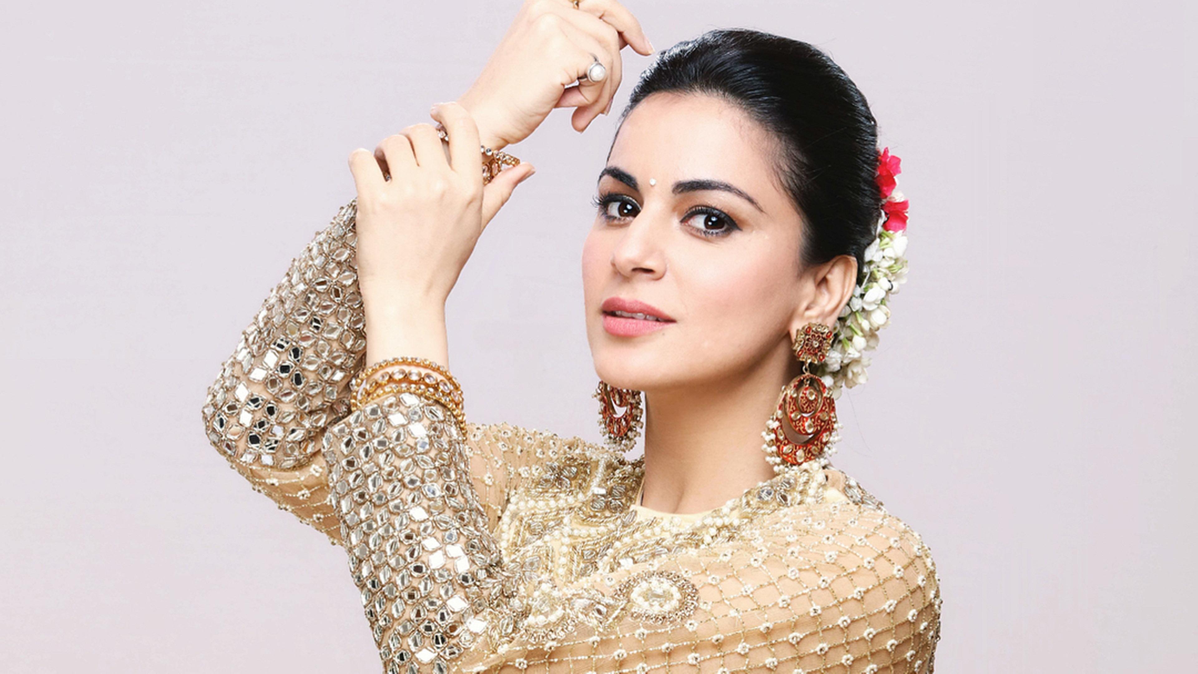3840x2160 Shraddha Arya HD Desktop Wallpaper 36386