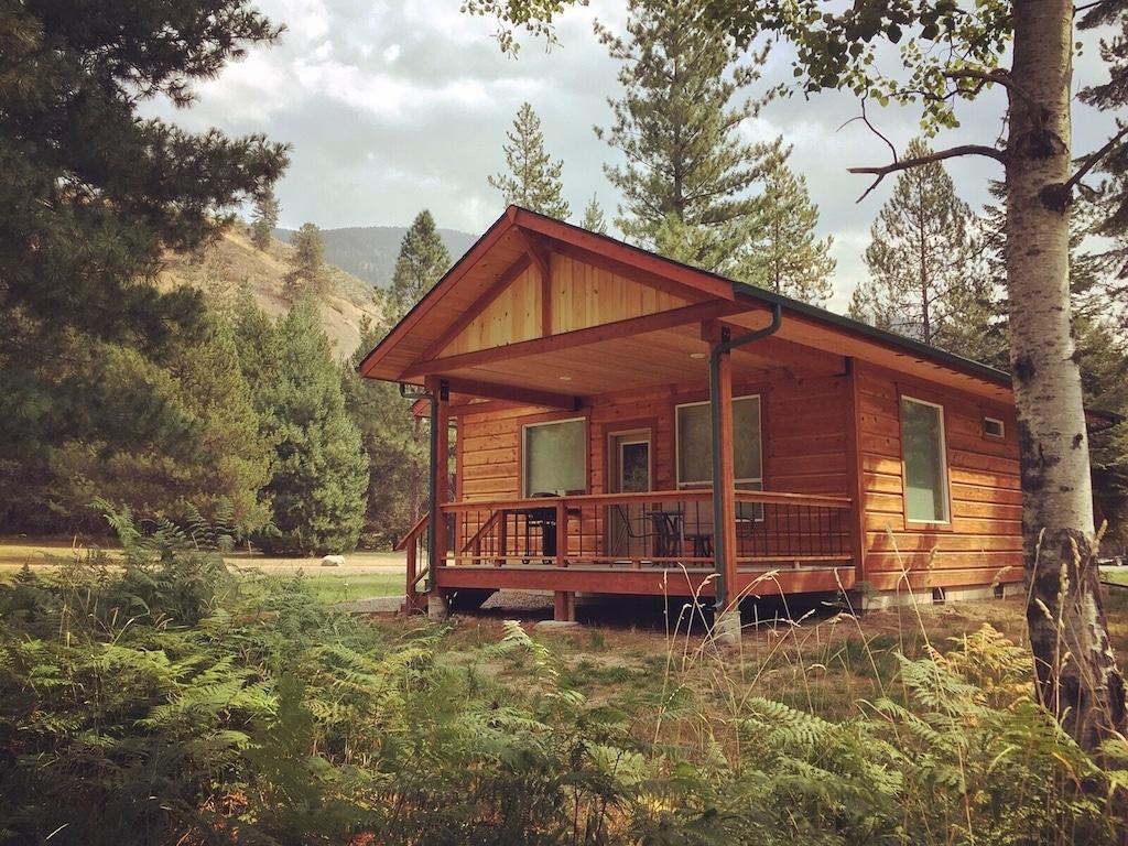 1024x768 More than just a cabin. Experience Montana Adventure
