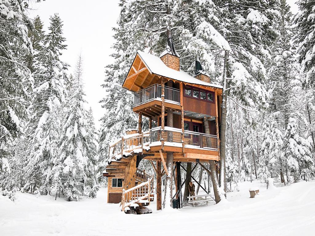 1024x768 Meadowlark Treehouse at Montana Treehouse Retreat for Rent in Columbia Falls, Montana, United States