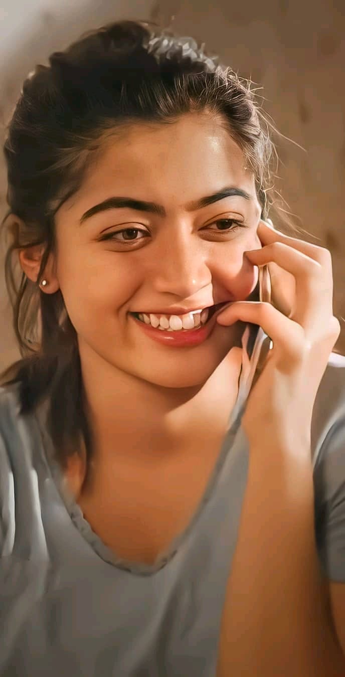 688x1350 Rashmika Mandanna Wallpaper Quality Wallpaper Download
