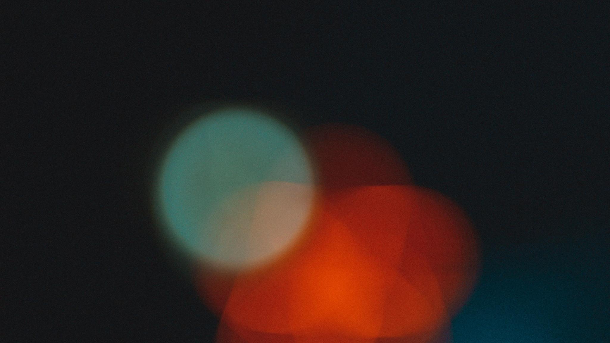 2048x1152 Download 2048x1152 wallpaper minimal, bokeh, blur, dual wide, widescreen, 2048x1152 HD image, background, 23733
