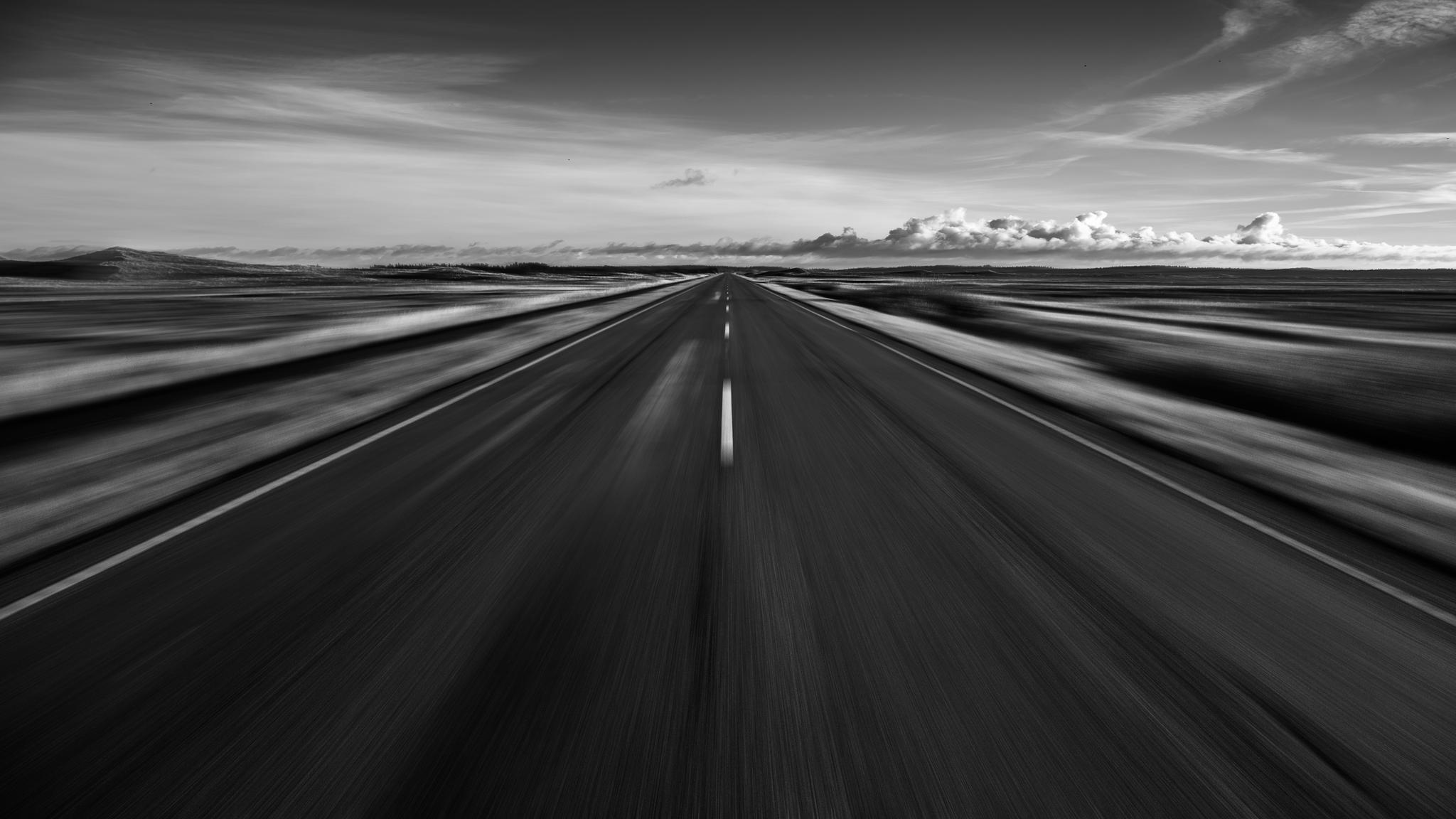 2048x1152 Road Landscape Black Amp White Horizon Cloud Motion Blur Wallpaper:2048x1152