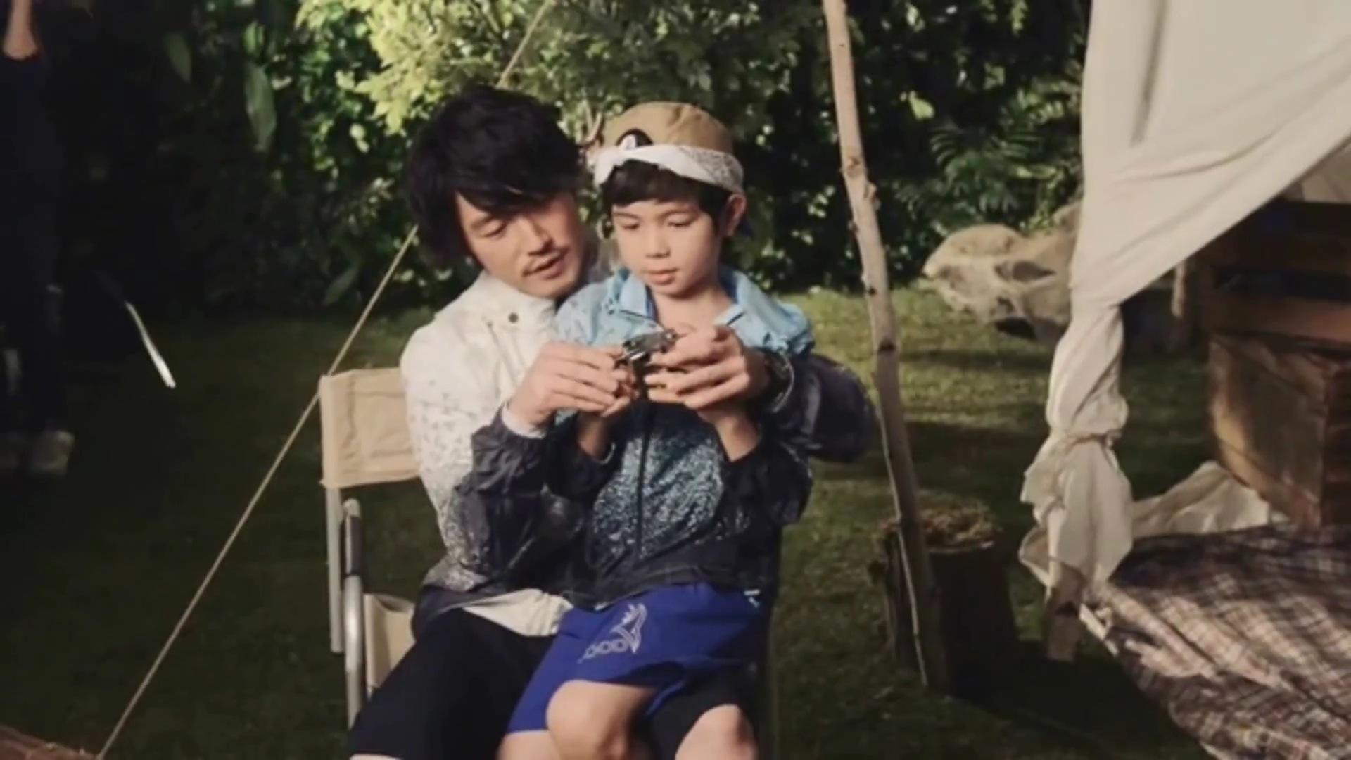 1920x1080 장혁 Jang Hyuk %22Westwood%22CF Maiking (Family B)_00003. Stuck On Hyuk