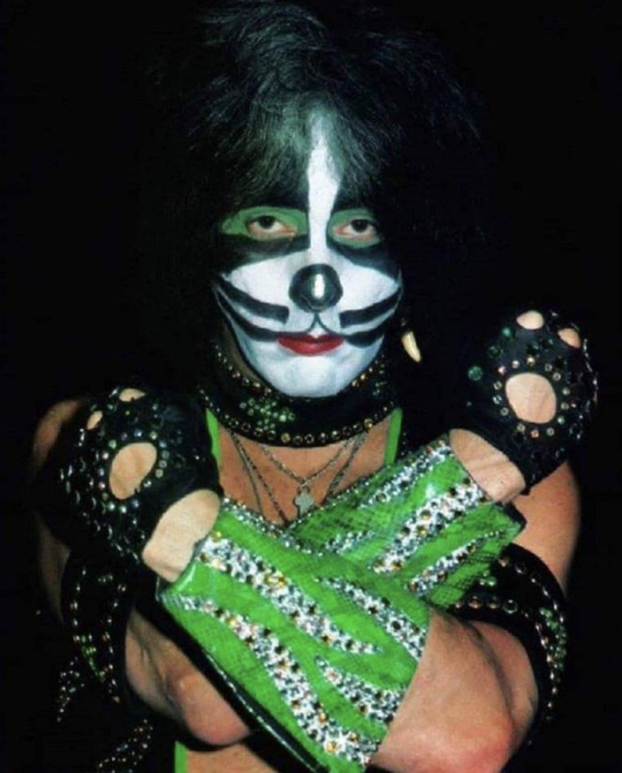 Peter Criss Wallpapers - Top Free Peter Criss Backgrounds - WallpaperAccess