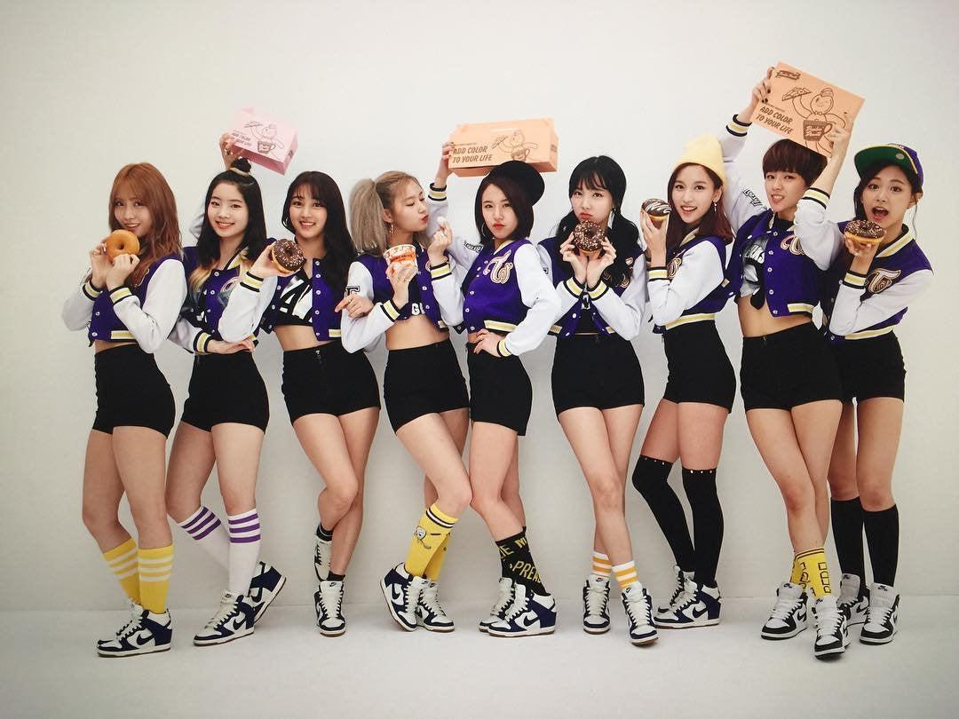 1080x810 TWICE and donuts