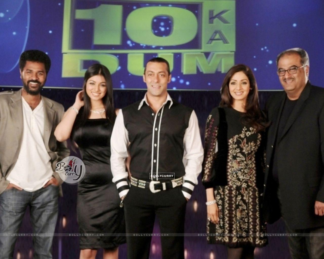 1280x1024 Wallpaper Khan with Sridevi, Boney Kapoor, Prabhu Deva and Ayesha Takia size:1280x1024