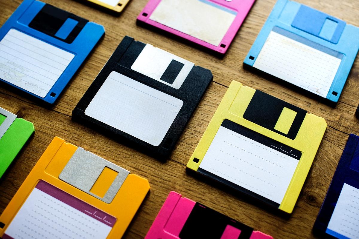 Floppy Disk Wallpapers - Top Free Floppy Disk Backgrounds - WallpaperAccess