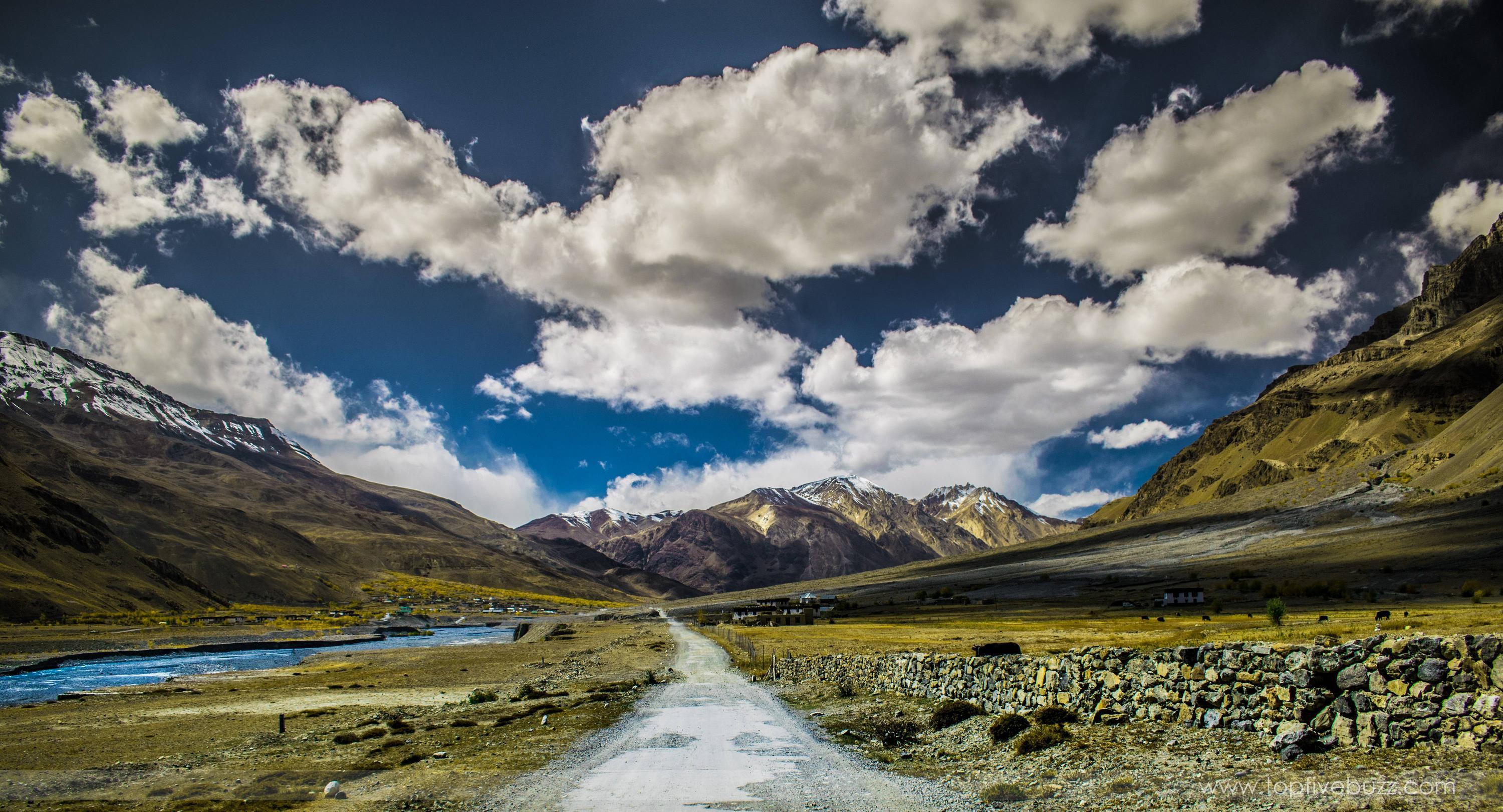 3000x1621 Top Five Buzz Travel Blog