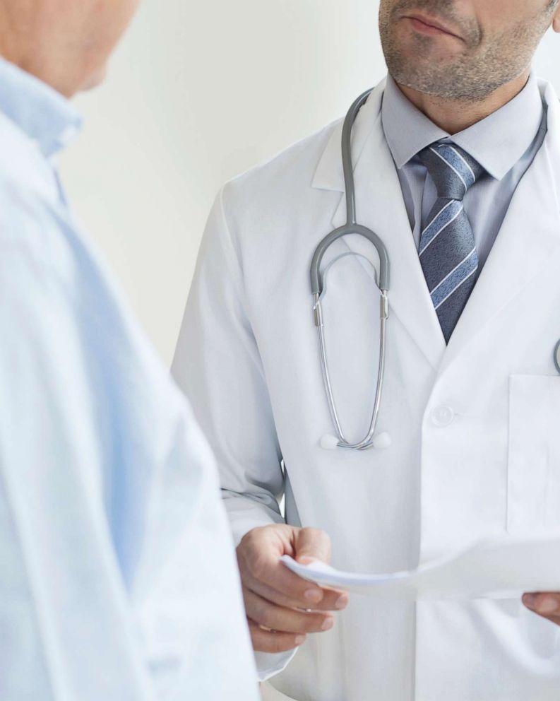 793x992 Does sticking with the same doctor lead to a longer life?