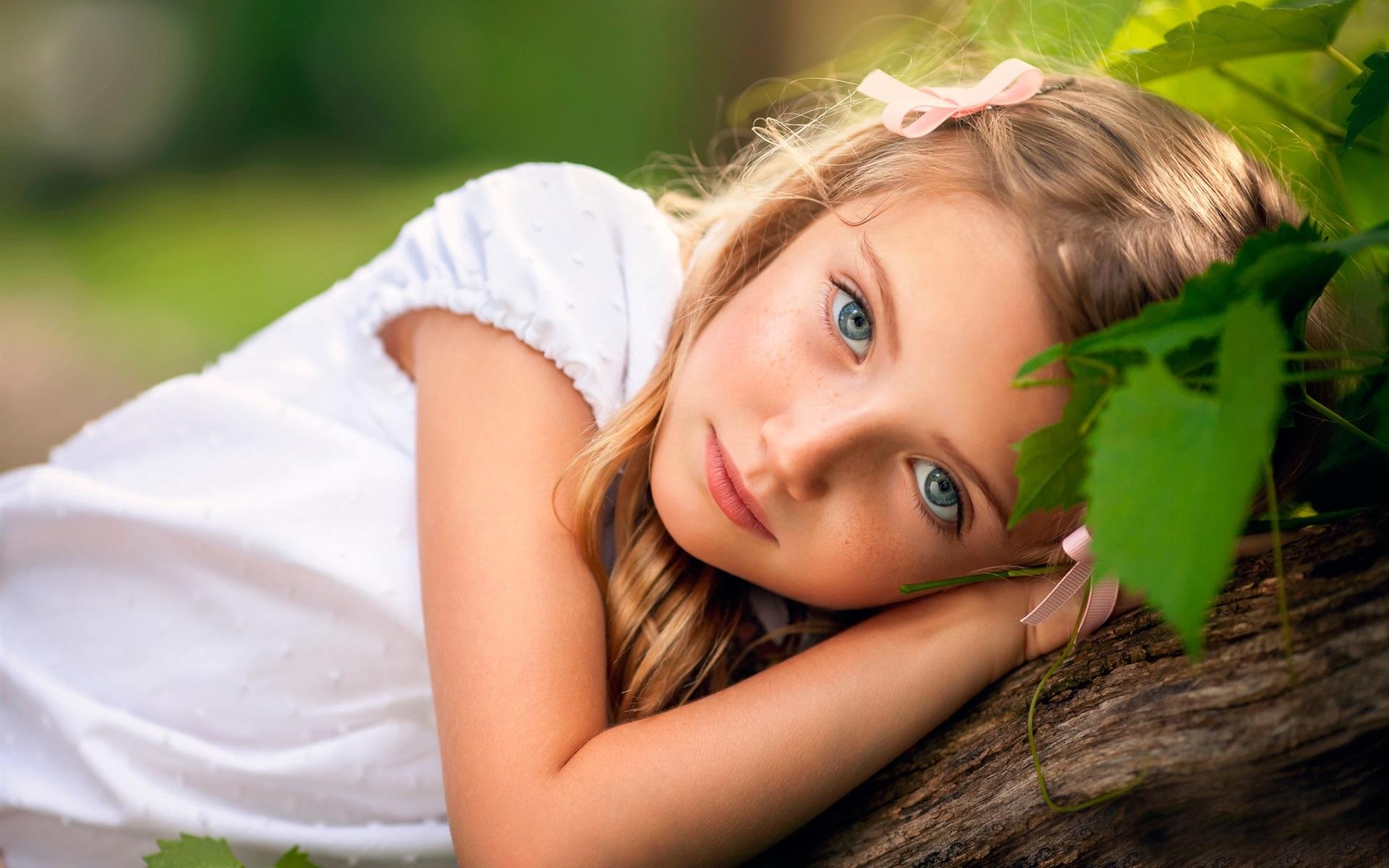 1920x1200 Wallpaper Blonde hair girl, cute child 1920x1200 HD Picture, Image