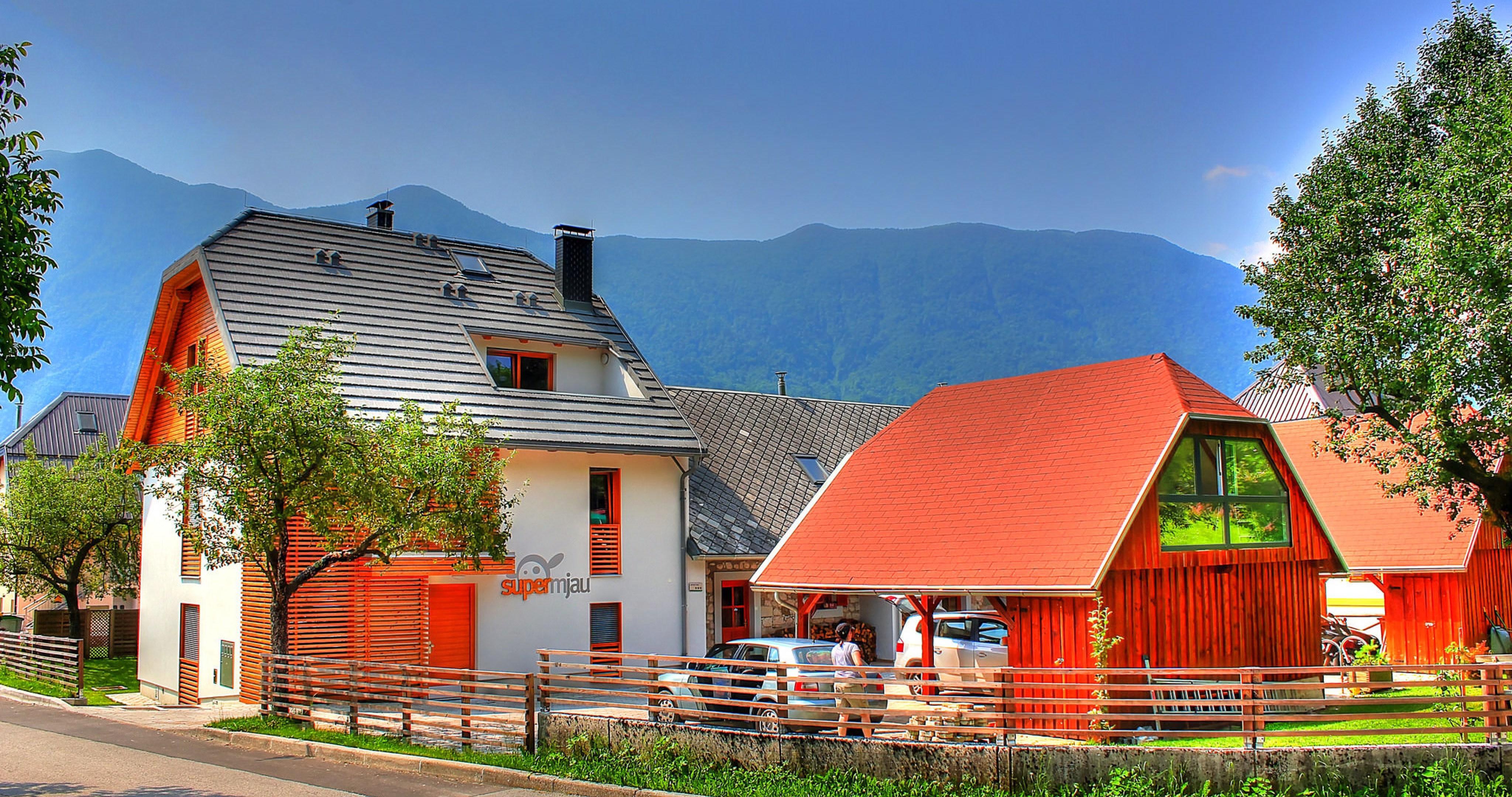 4096x2160 beautifull houses in slovenia 4k ultra HD wallpaper High quality walls