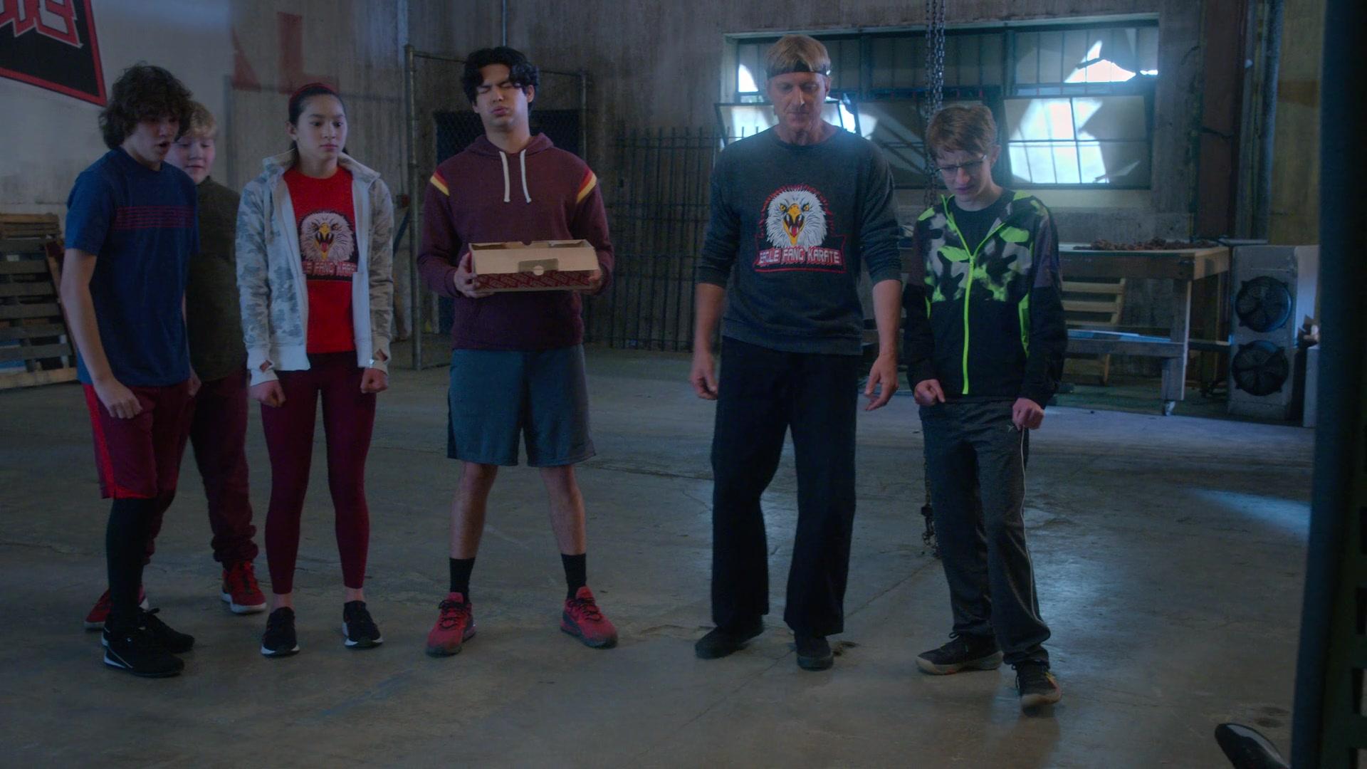1920x1080 Vans Box Held By Xolo Maridueña As Miguel Diaz In Cobra Kai S04E07 Minefields (2021)