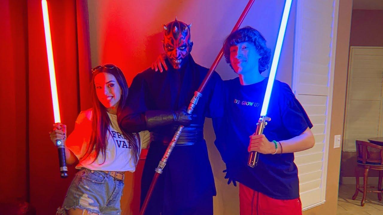 1280x720 I GAVE BAYLEN LEVINE A REAL LIGHTSABER