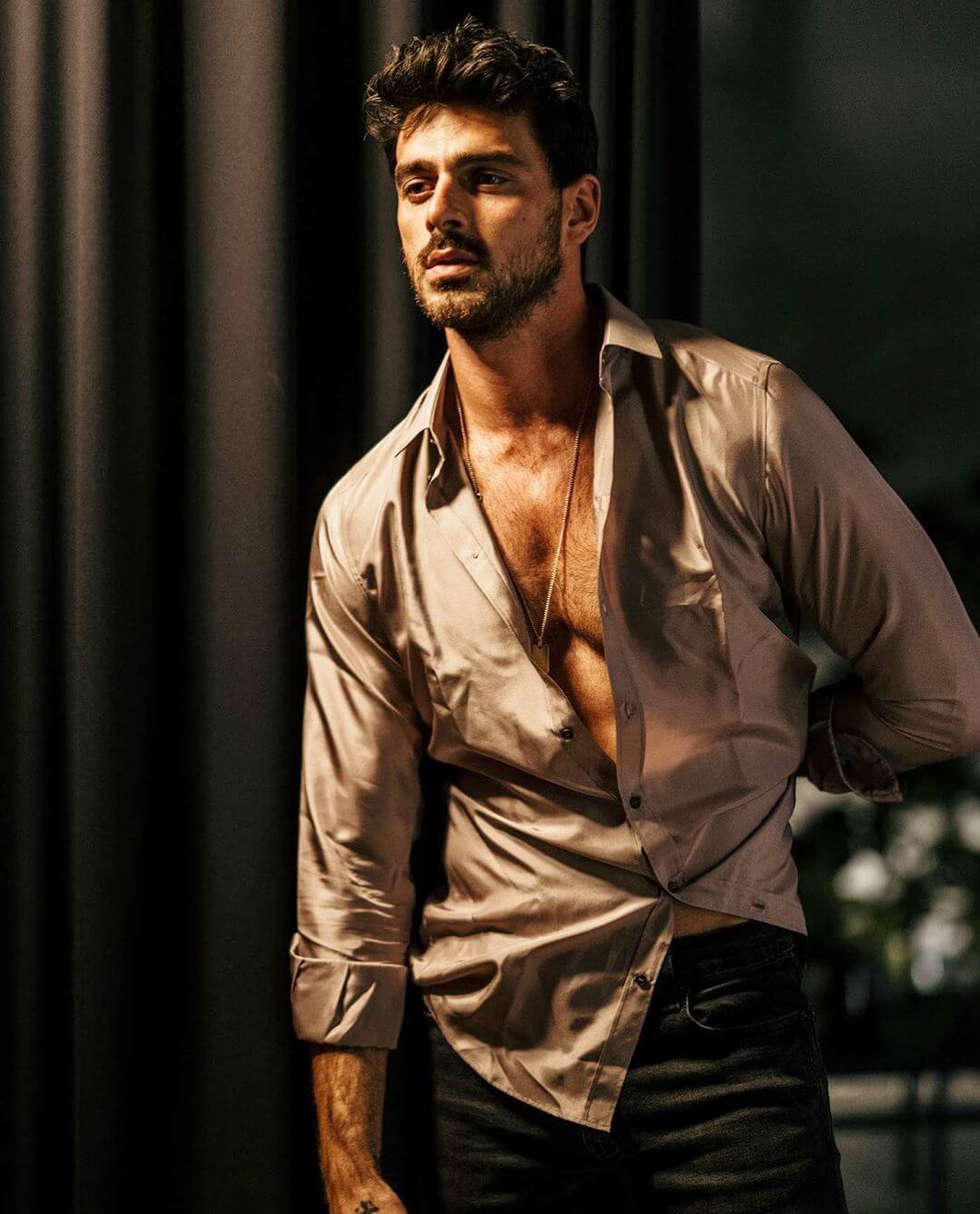 1080x1338 Infosaurs- Michele Morrone Wiki, Age, Biography, Height, Girlfriend, Family, Image & More