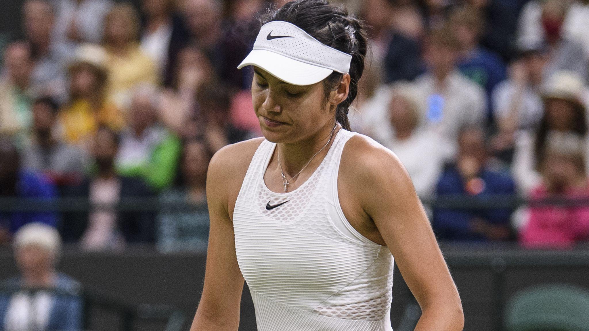 2048x1152 Emma Raducanu struggled with her breathing and 'felt dizzy' during Wimbledon clash with Ajla Tomljanovic