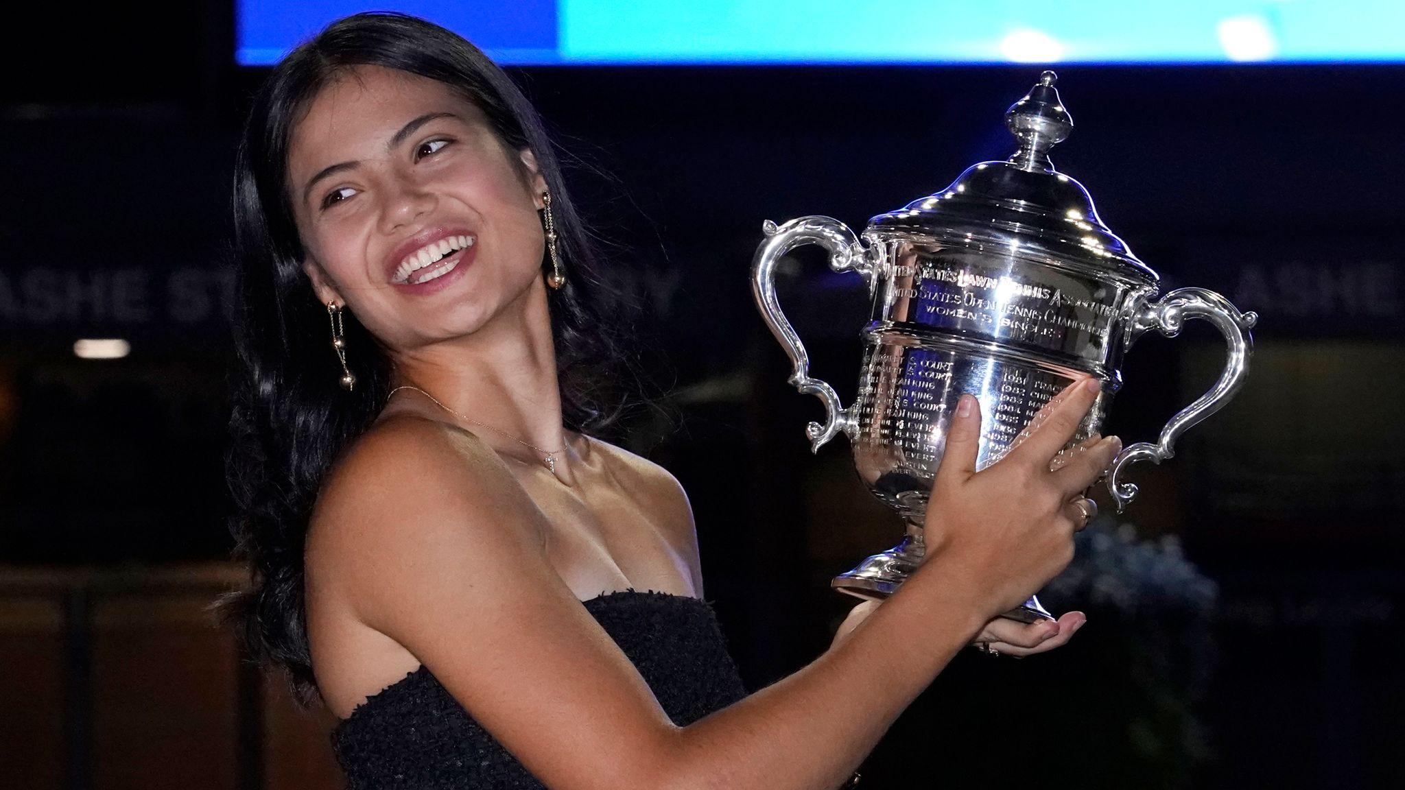 2048x1152 Emma Raducanu: British tennis star's New York fairy tale in picture