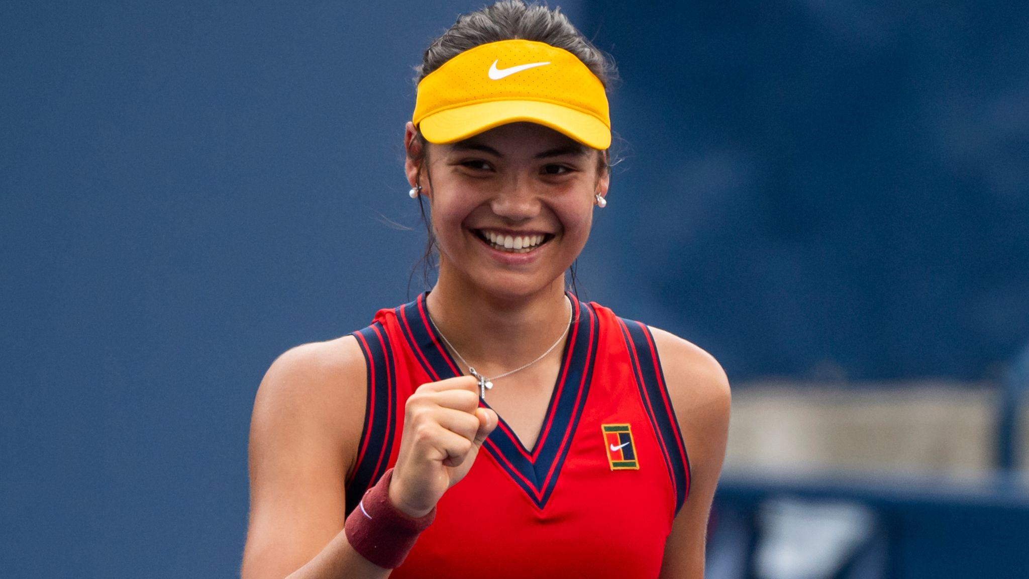 2048x1152 US Open: Emma Raducanu stuns China's Zhang Shuai to reach the third round in New York