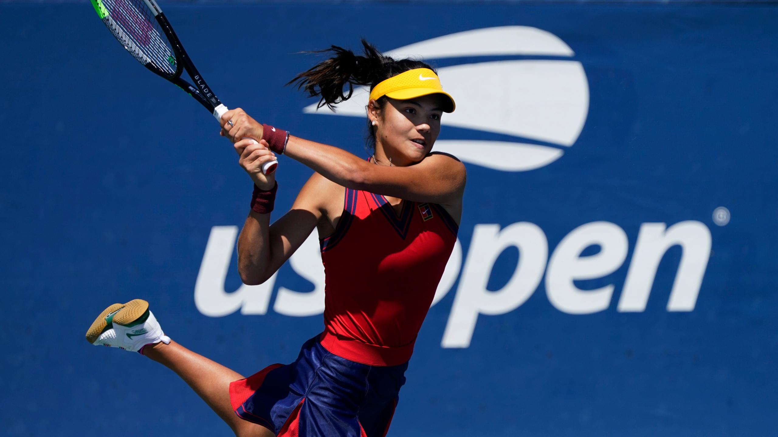 2560x1440 British teen Raducanu making another Slam run at US Open