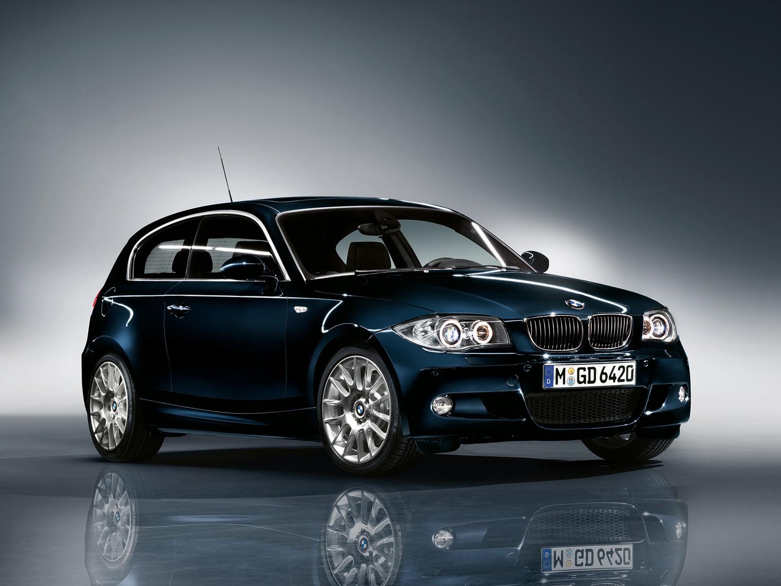 1600x1200 BMW 1 Series 3 doors (E81) Specs, Performance & Photo