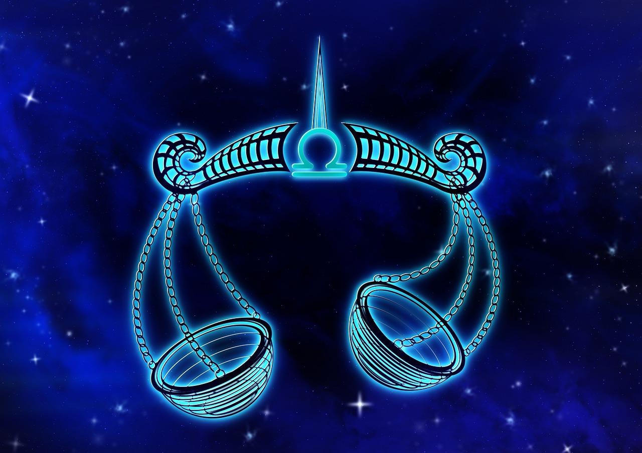1280x904 Today's Horoscope for all sun signs 2022