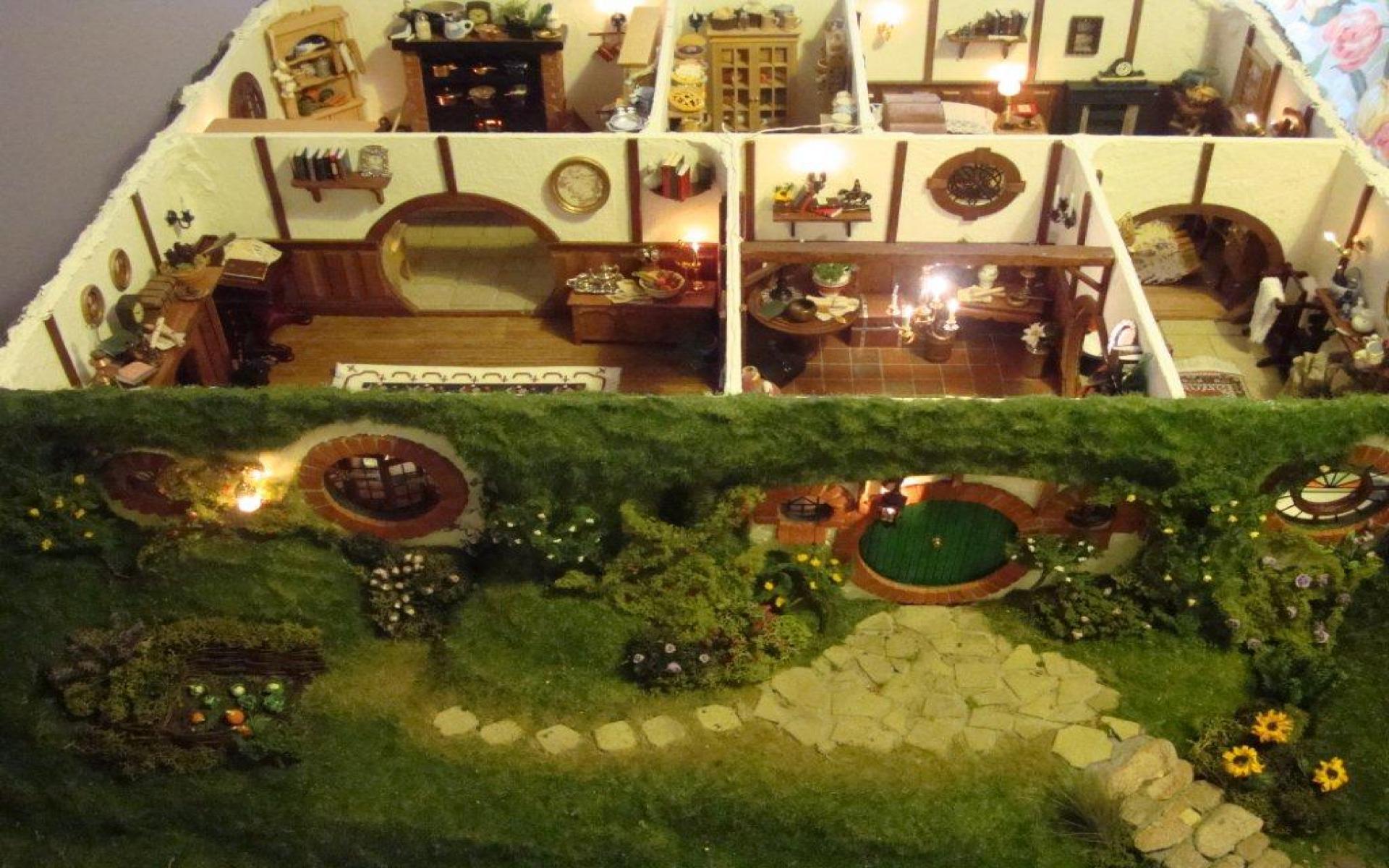 1920x1200 Hobbit House Wallpaper