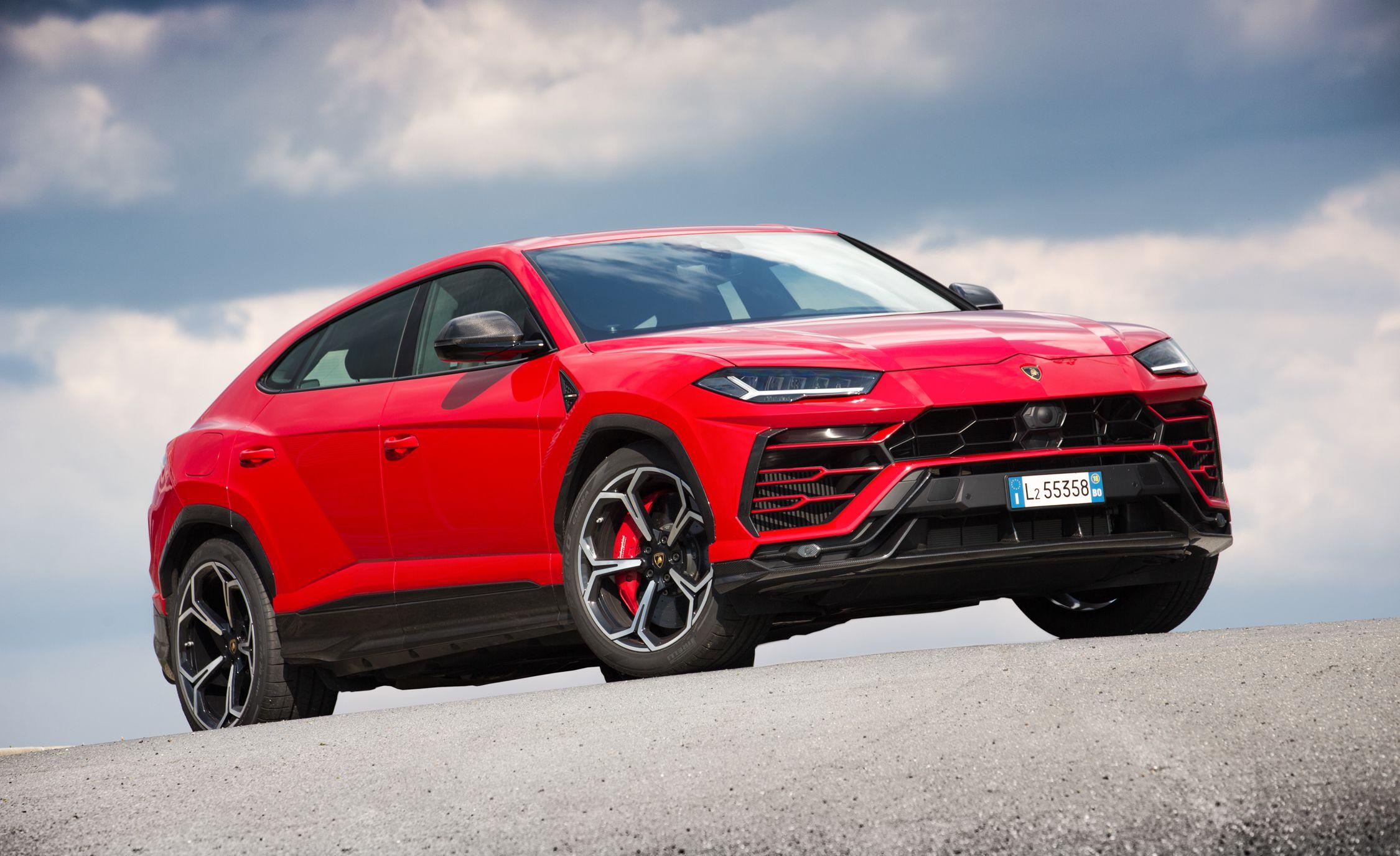 Ламборгини урус фото. Lamborghini Urus. Паркетник Lamborghini Urus. Ламборгини кросовер Урус. Lamborghini Urus 2019.