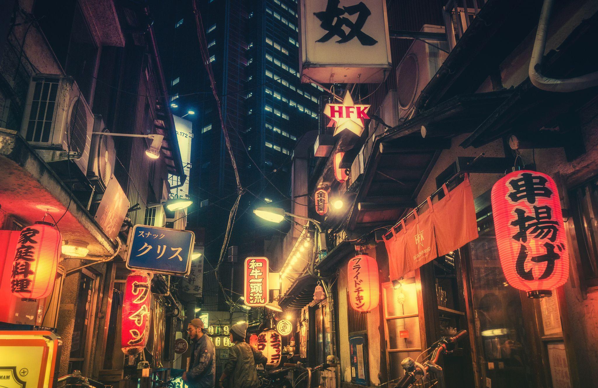 Puzz reve tokyo. Masashi Wakui. Масаши Вакуи переулки Токио. Япония ночной Токио. Чайна Таун в Токио.