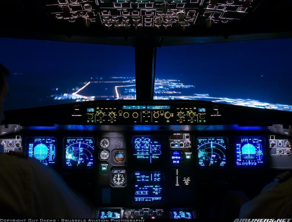 1024x780 Aircraft Cockpit Wallpaper