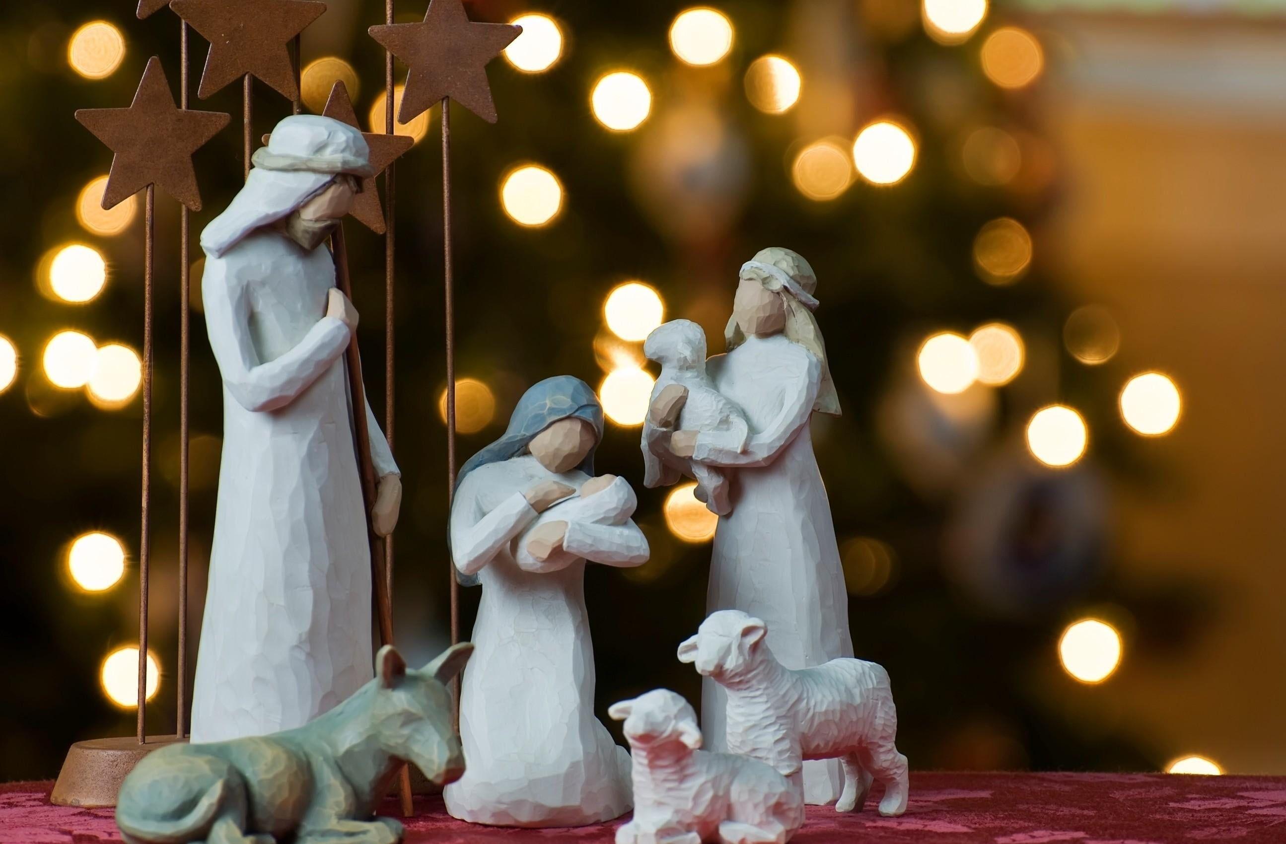 2590x1700 The Nativity of Jesus Wellotree figurine set HD wallpaper
