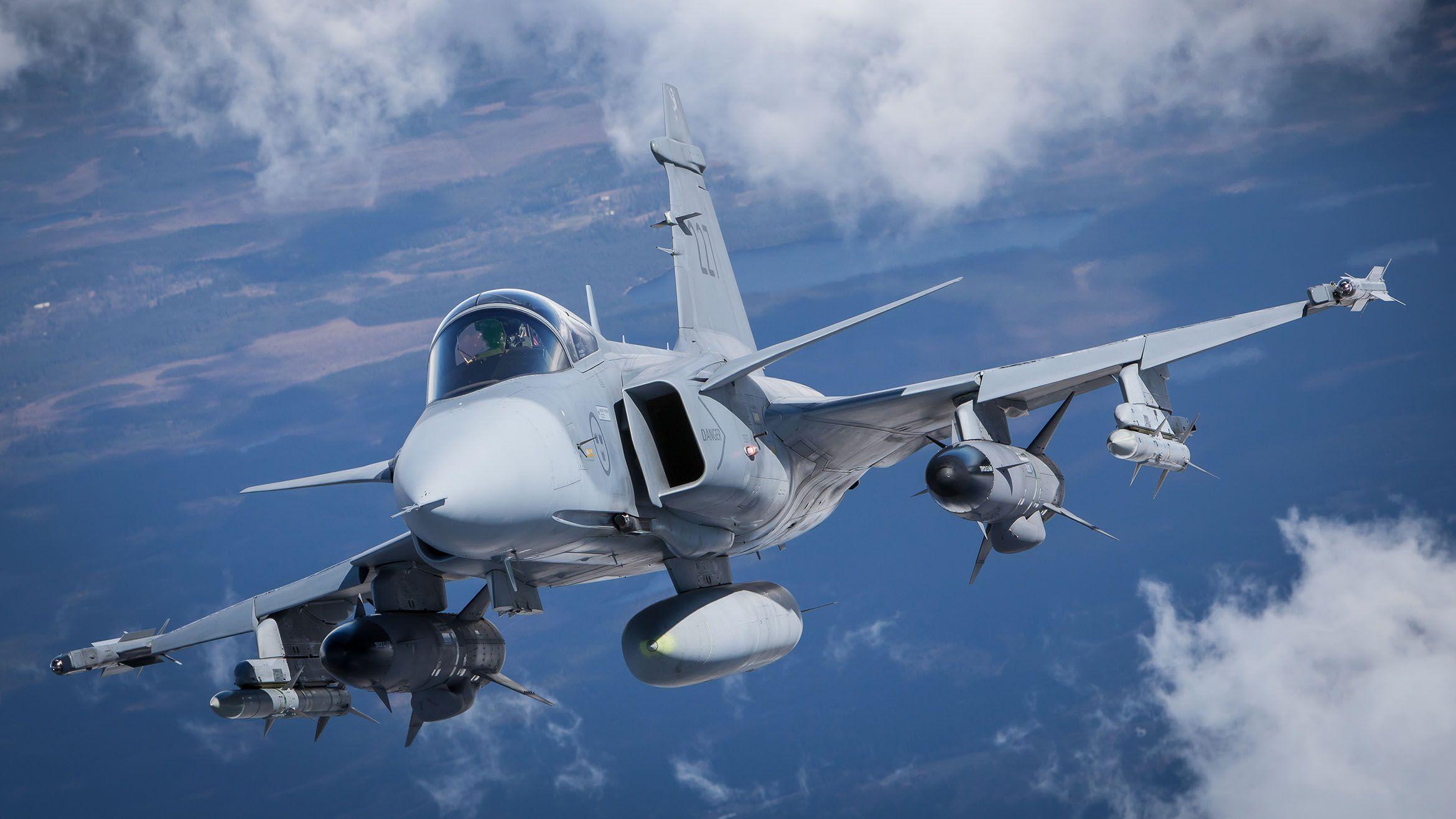 2340x1316 This Is Why The JAS 39 Gripen Is One Of The Coolest Fighter Jets