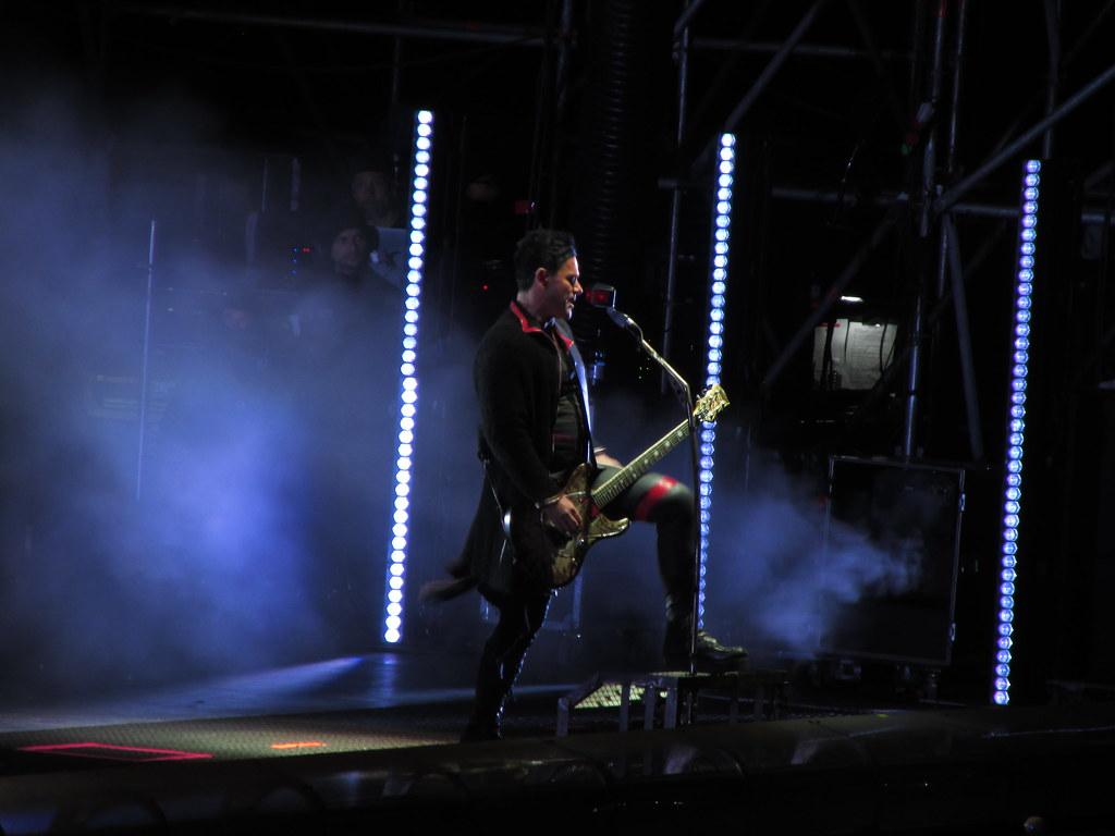 1024x768 Richard Kruspe RockOut. Richard Z. Kruspe, guitarrista de